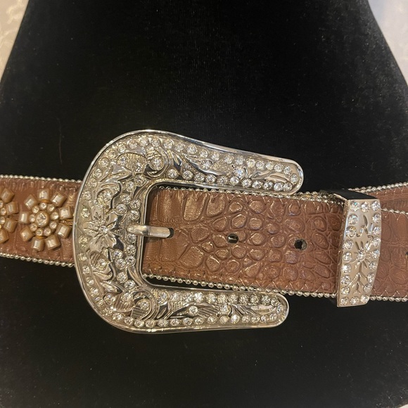Blazin Roxx Brown Western Belt with Rhinestones and Crystals EUC - Picture 1 of 9